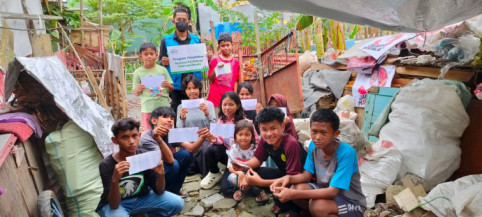 Bantu Anak Kampung Pemulung Bisa Sekolah dengan Layak
