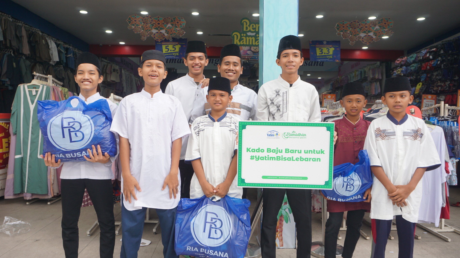 Baju Lebaran Untuk Yatim