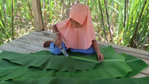 7 Tahun, Hidup Sendiri, Bertahan dari 5 Ribu Sehari