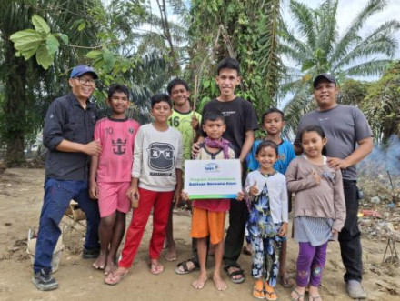 Sedekah Daging Untuk Anak Penyintas Aceh