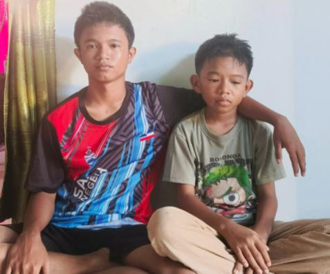 Demi Adiknya, Afgan Rela Jadi Buruh Rumput