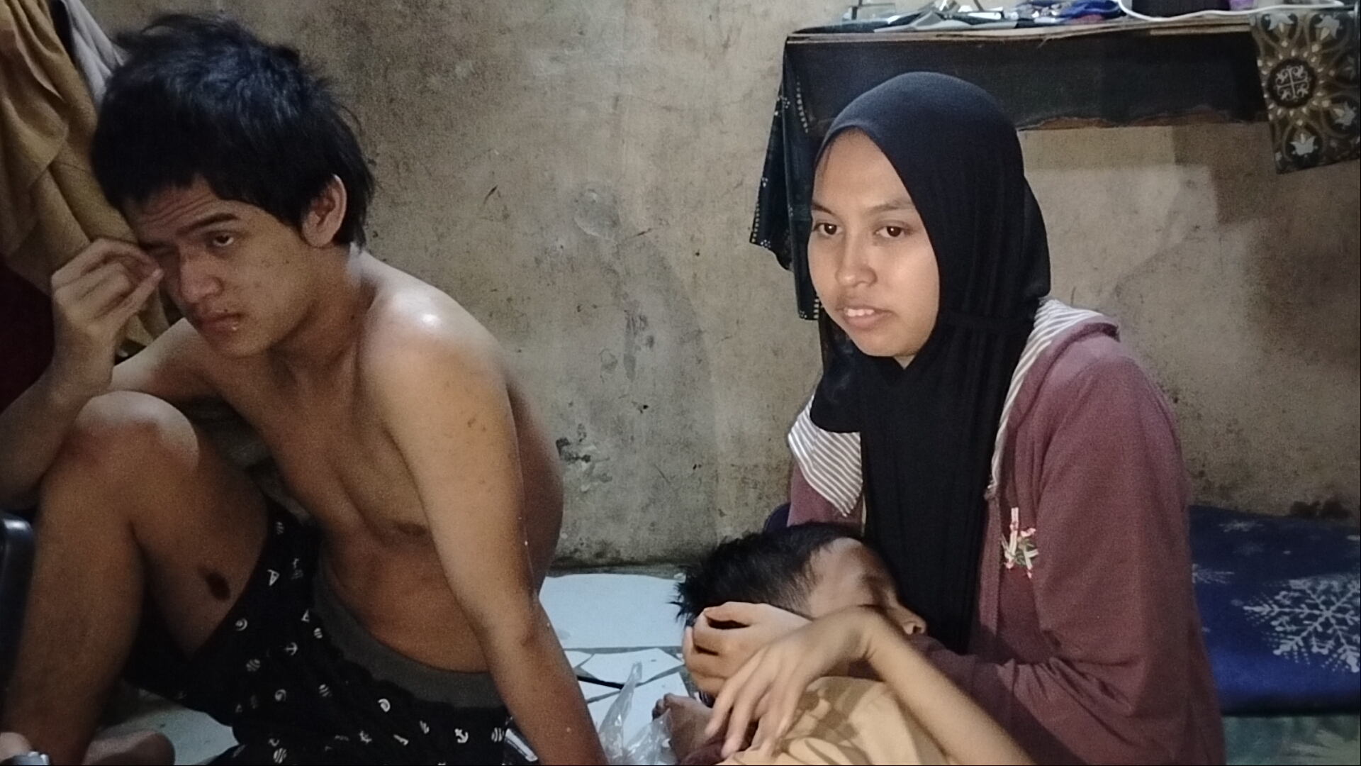 Bantu Nita Berjuang Hidupi 3 Adik Yatim Piatu