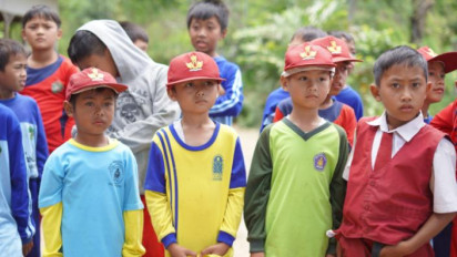 Bantu Pendidikan Anak Dhuafa Lewat Beasiswa
